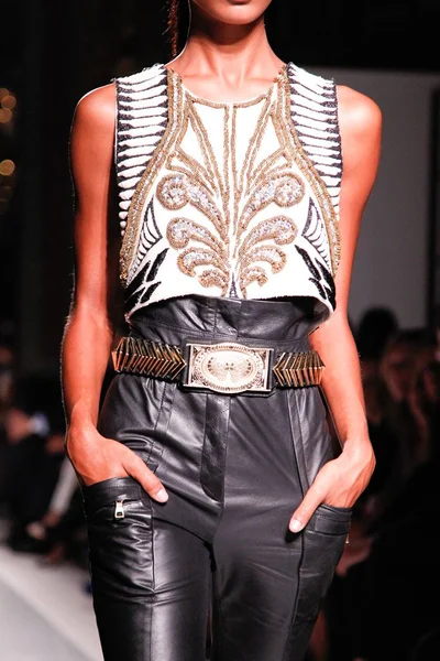 Look 51